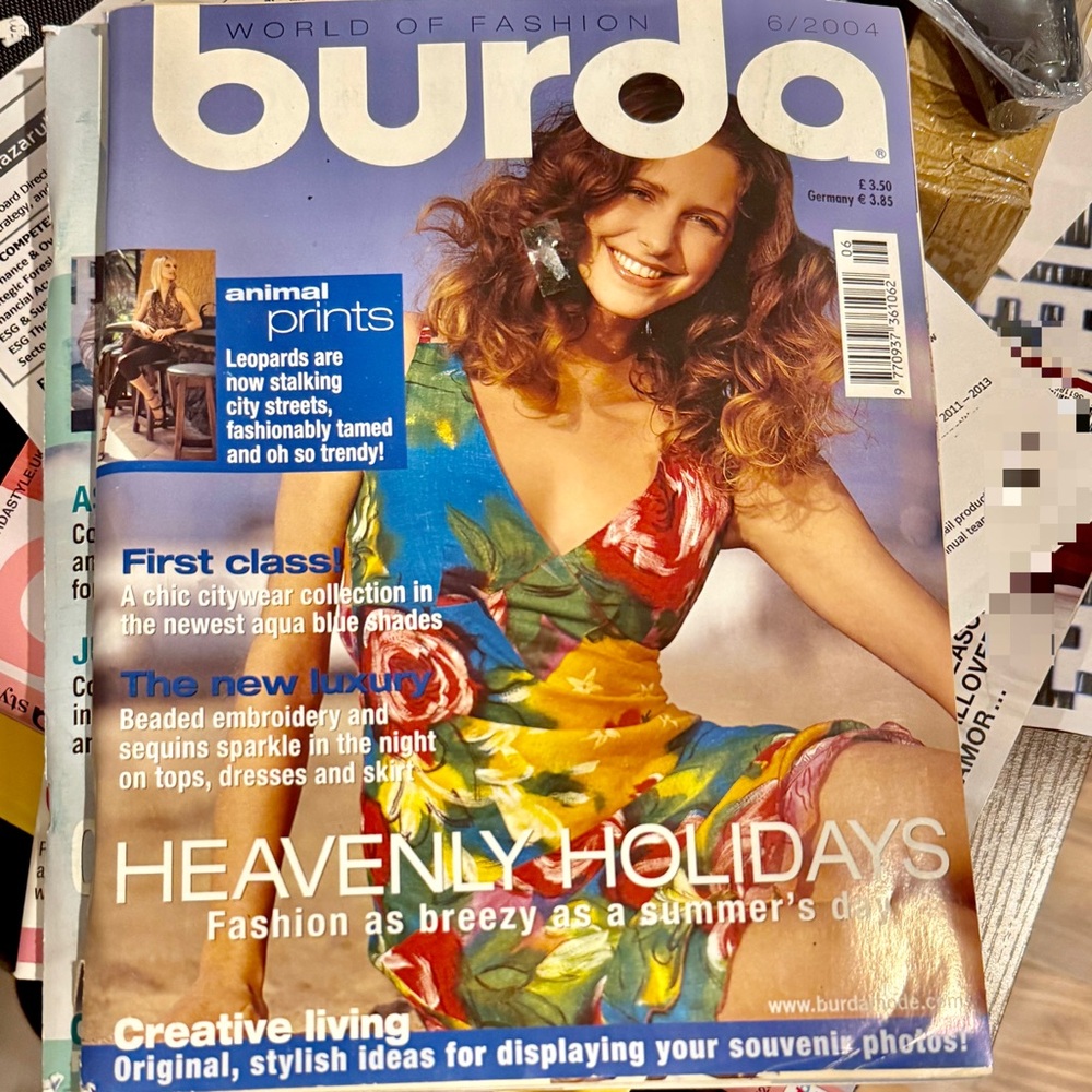 NEW Burda Style Magazine / 48+ Patterns + variations / June 2004/